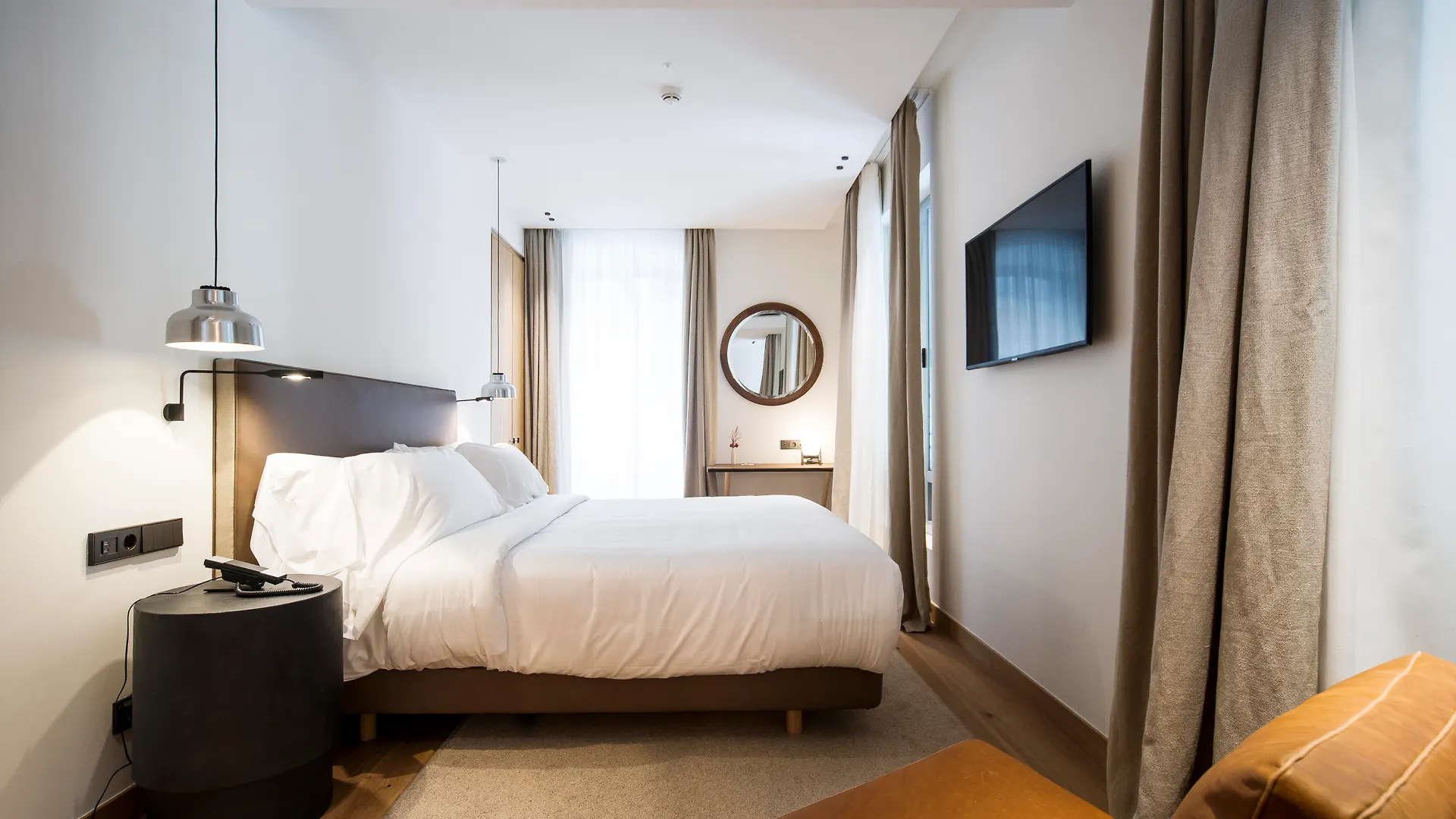 Hotel Arbaso San Sebastian 4*,